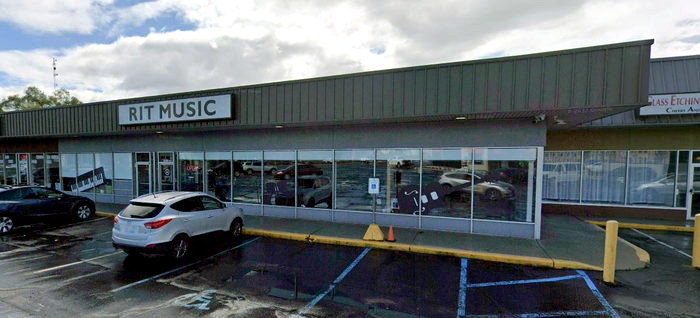 Blockbuster Video - Grand Rapids - 3150 Plainfield Ave Ne (newer photo)